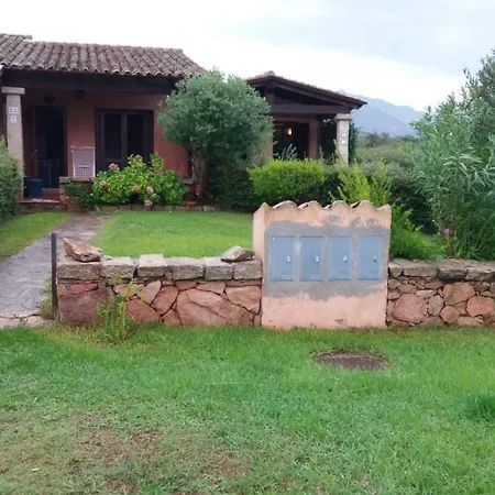 Villetta A Schiera A 600 M Dal Mare Comodissimo Anche Per Il Centro Paese Fuori La Confusione Вилла *