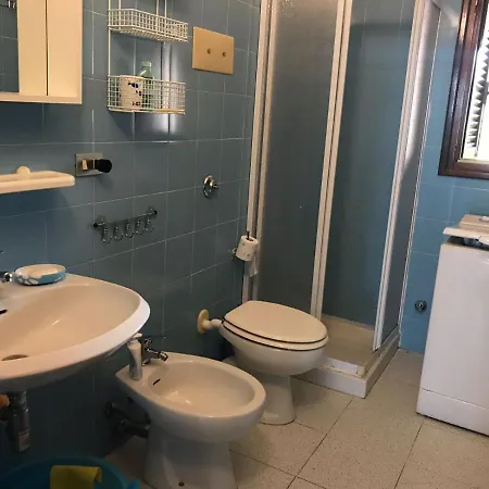 Villetta A Schiera A 600 M Dal Mare Comodissimo Anche Per Il Centro Paese Fuori La Confusione